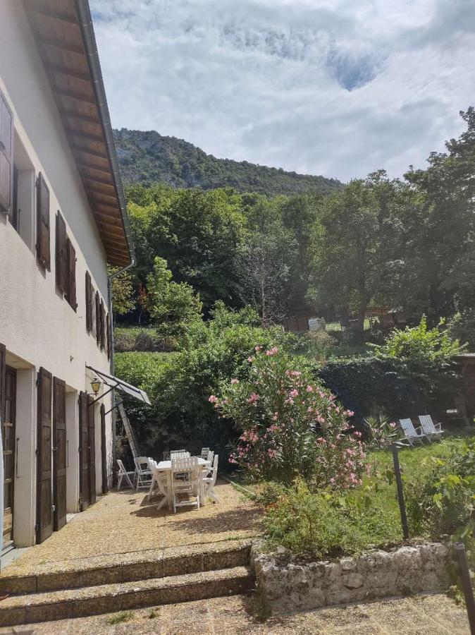 Les Deux Sources Hotel Saint-Laurent-en-Royans Екстериор снимка